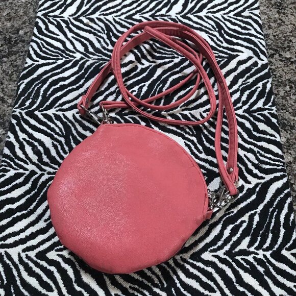 3/$30 or FREE with Purchase over$40 Cute Rose Crossbody Faux Leather Purse - Picture 8 of 10
